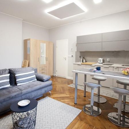 Hidden Gem - Quiet & Modern - Walk Everywhere Zagreb Exterior photo